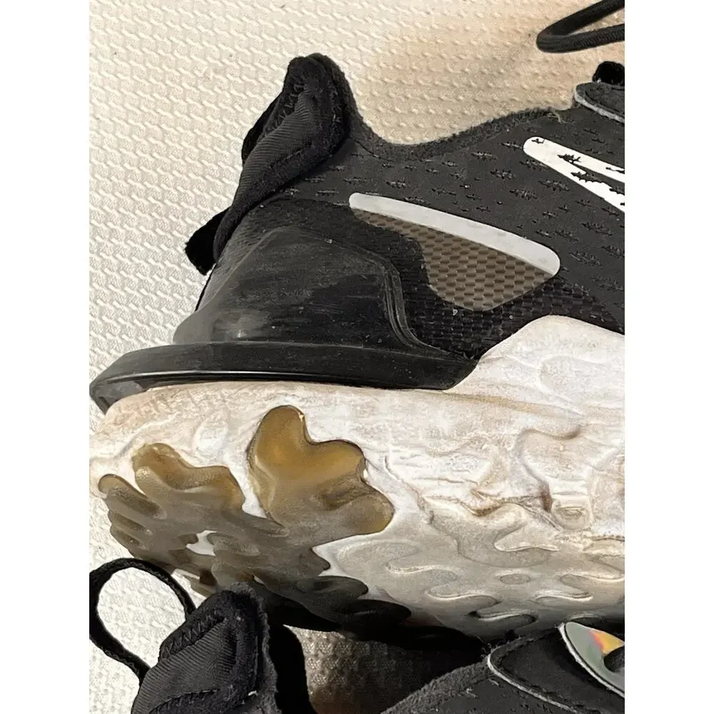Size 8.5 -‎ Nike React Womans Vision Essential Black Iridescent